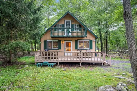 364 Brier Crest Rd, Blakeslee, PA 18610