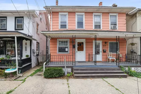 430 White St, Weissport, PA 18235