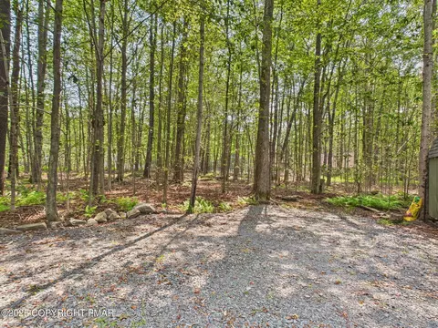 1 Choctaw Drive, Pocono Lake, PA 18347