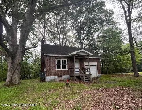 1139 Old Mill Rd, East Stroudsburg, PA 18301
