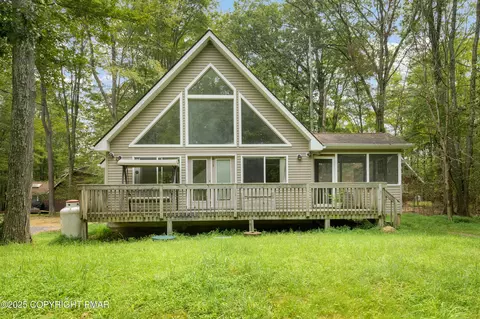 119 Sundance Dr, Pocono Lake, PA 18347