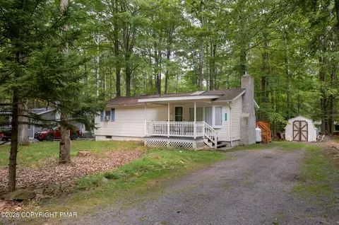 2127 Totem Trl, Pocono Lake, PA 18347