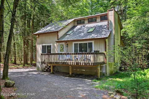 201 Tenicum Trl, Coolbaugh Township, PA 18466