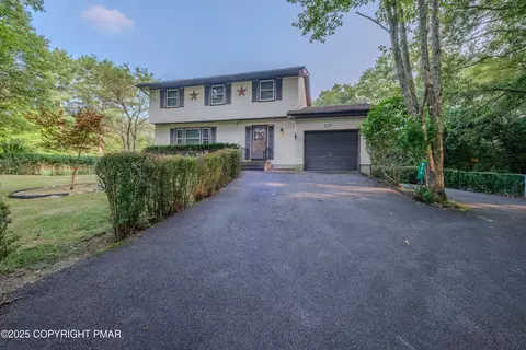 311 Pastel Ln, East Stroudsburg, PA 18302