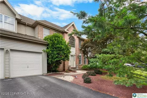 4204 Maria Ln, Bethlehem, PA 18017