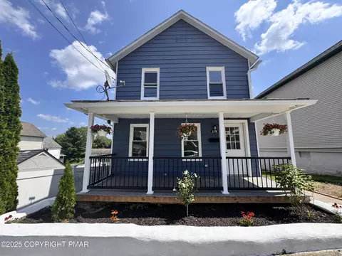 178 Hillside Ave, Edwardsville, PA 18704