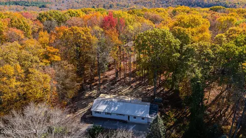 4183 Paper Birch Ln, White Haven, PA 18661