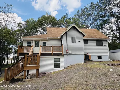 50 Tunkhannock Dr, Albrightsville, PA 18210