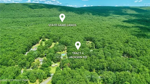4 Jackson Rd, Stroudsburg, PA 18360