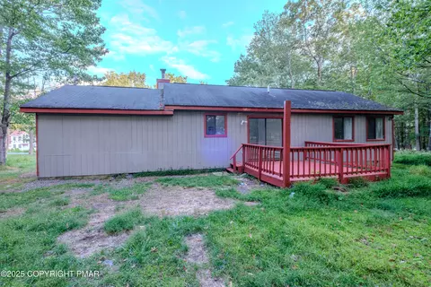 Exterior - 4165 Pine Ridge Dr, Bushkill, PA 18324 photo 1 of 5