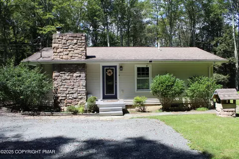 226 George Dr, Pocono Lake, PA 18347