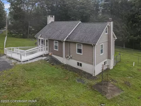 9338 Sherwood Dr, Kunkletown, PA 18058