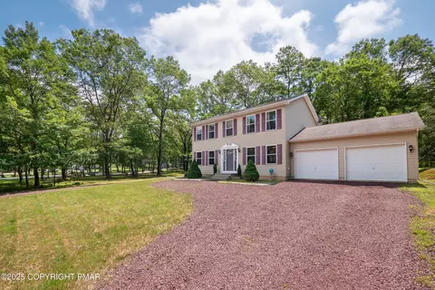 66 Foothill Rd, Albrightsville, PA 18210