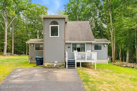 116 Osprey Cir, Bushkill, PA 18324
