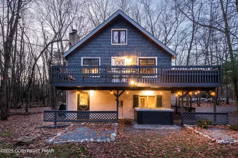 19 Yana Ln, Albrightsville, PA 18210
