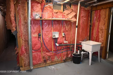 Other - 2167 Bushkill Cir, Bushkill, PA 18324 photo 2 of 6