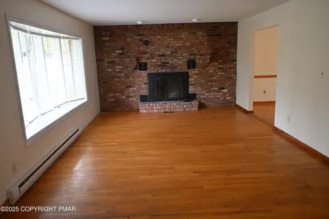 Living - 2167 Bushkill Cir, Bushkill, PA 18324 photo 1 of 2