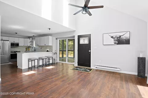 Entry Way - 335 Saunders Dr, Bushkill, PA 18324 photo 1 of 4