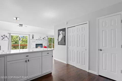 Entry Way - 335 Saunders Dr, Bushkill, PA 18324 photo 3 of 4