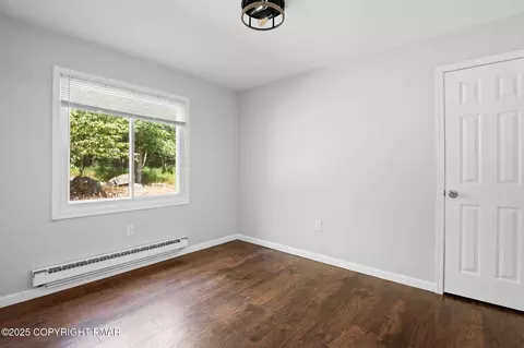 Bedroom - 335 Saunders Dr, Bushkill, PA 18324 photo 3 of 6