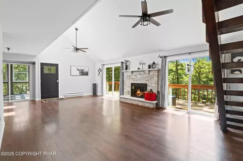 Living - 335 Saunders Dr, Bushkill, PA 18324 photo 6 of 7