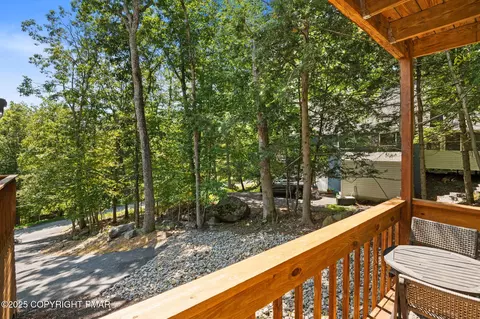 Exterior - 335 Saunders Dr, Bushkill, PA 18324 photo 9 of 24