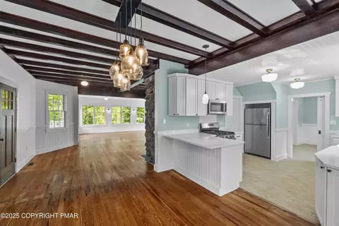 Entry Way - 136 Falls Dr, Buck Hill Falls, PA 18323 photo 1 of 3