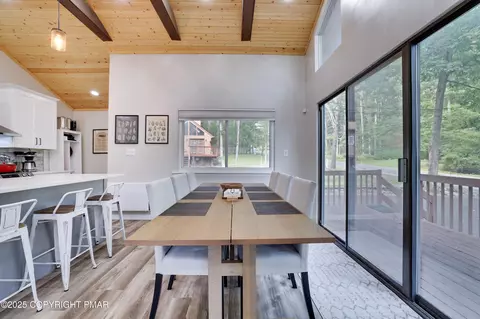 Dining - 6228 Decker Rd, Bushkill, PA 18324 photo 2 of 4