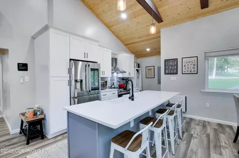 Kitchen - 6228 Decker Rd, Bushkill, PA 18324 photo 2 of 4