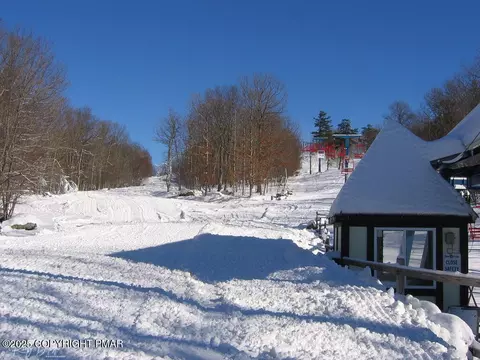 Exterior - 6228 Decker Rd, Bushkill, PA 18324 photo 13 of 25