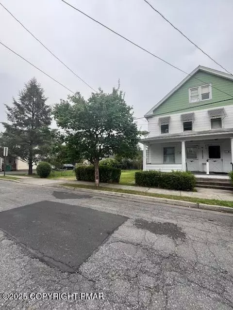 198 Grove St, East Stroudsburg, PA 18301