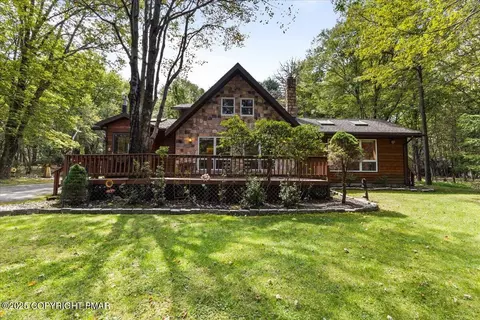 134 Laurel Ln, Blakeslee, PA 18610