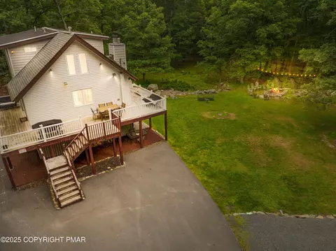 2175 Vista Cir, East Stroudsburg, PA 18302