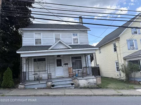 609 Pennsylvania Ave, Bangor, PA 18013