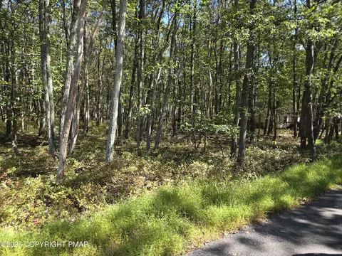 0 Iowa Rd, Albrightsville, PA 18210