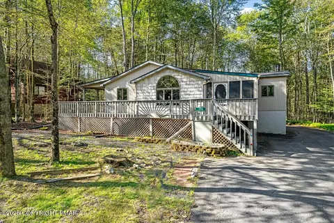 398 Maxatawny Dr, Pocono Lake, PA 18347