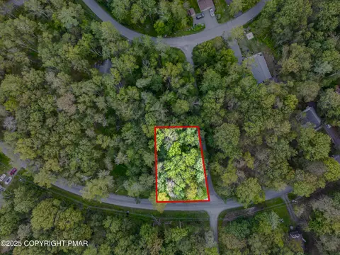 6 Orono Dr, Pocono Lake, PA 18347