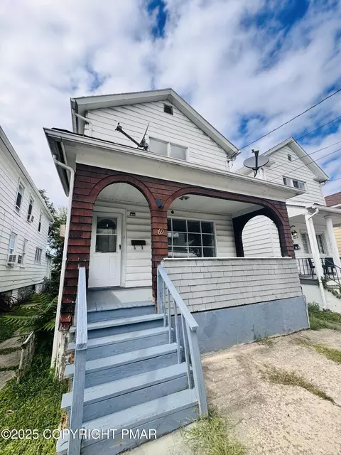 69 Hutson St, Wilkes Barre, PA 18702