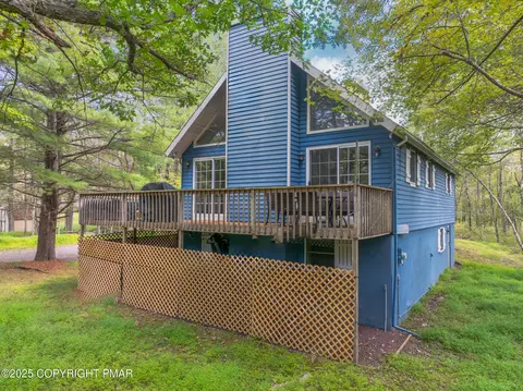 255 Birch Dr, Blakeslee, PA 18610