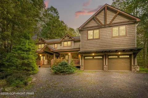 1310 Pine Cone Rd, Pocono Pines, PA 18350