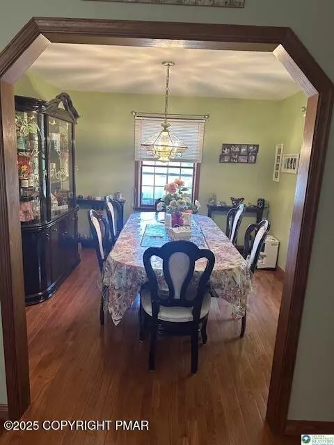 Dining - 216 Blaine St, Bangor, PA 18013 photo 2 of 2