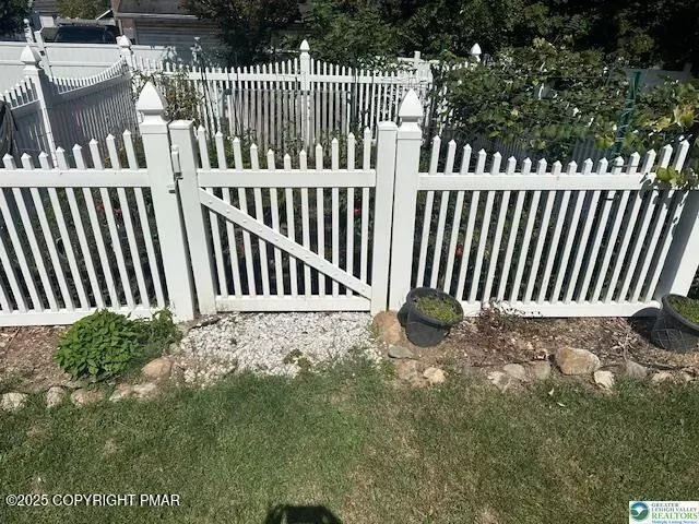 Exterior - 216 Blaine St, Bangor, PA 18013 photo 5 of 8