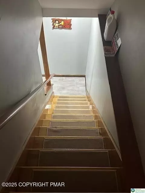 Entry Way - 216 Blaine St, Bangor, PA 18013 photo 3 of 3