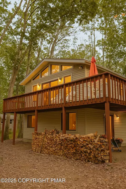 60 Spencer Ln, Albrightsville, PA 18210