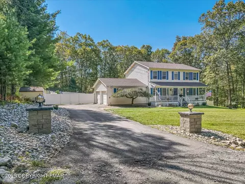 1136 Sierra Trails Trl, East Stroudsburg, PA 18302