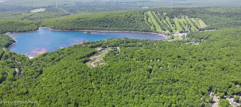 lot501 Warbler Ct, Bushkill, PA 18324 photo 4