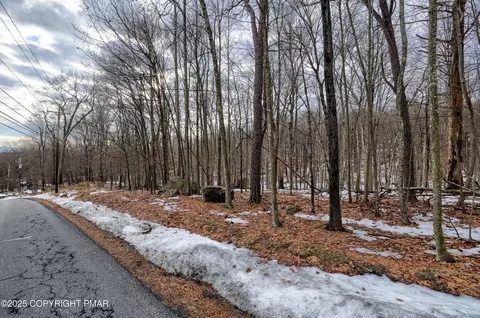 lot28 Eagle Path, Bushkill, PA 18324 photo 4
