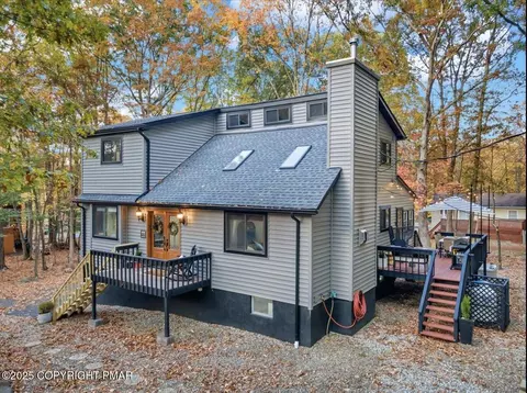 1307 Burnside Ter, East Stroudsburg, PA 18301