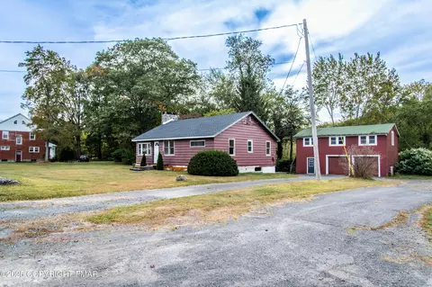 6565 Route 191, Cresco, PA 18326