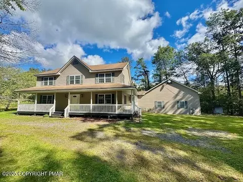 436 Cranberry Creek Rd, Cresco, PA 18326